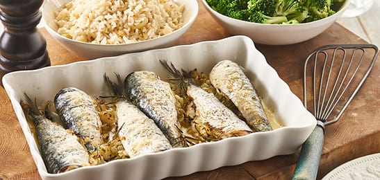 Recept van het Voedingscentrum: Geroosterde sardines met rijst en broccoli